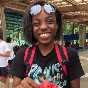 Meet your Posher, Layla